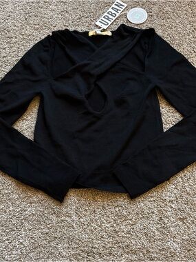 Urban Outfitters Black Long-Sleeve Twist-Front Knit Top